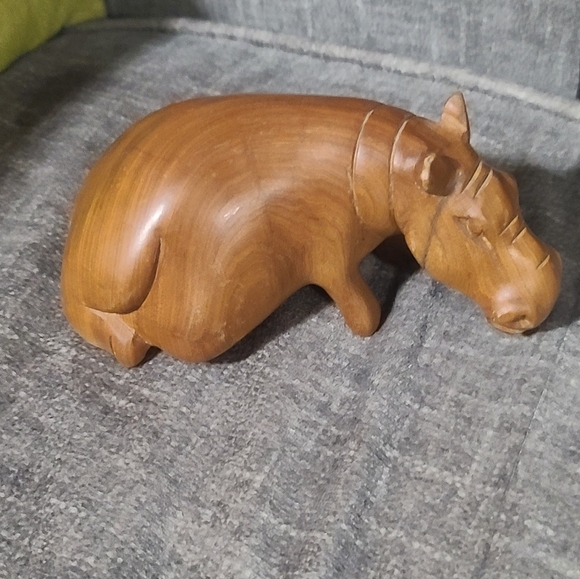 2 hand carved wooden vintage hippos - Picture 2 of 15